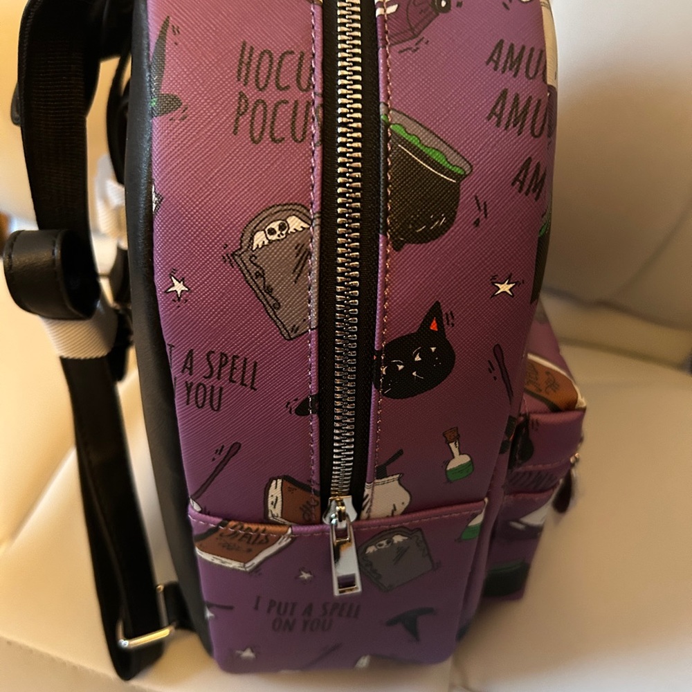 Disney Hocus Pocus Purple Backpack with Black Cat Design lounge fly.  NWT - Picture 3 of 4